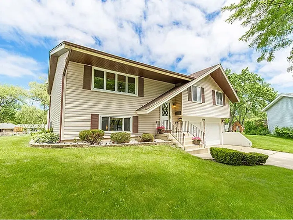 1916 Capital Ct