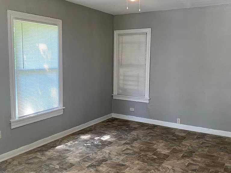 Poinsettia Duplex — Photo 4
