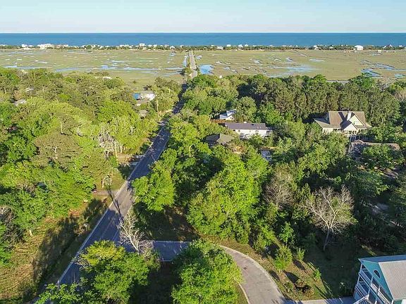 3rd image of 32 Seagrass Ct. #South Causeway