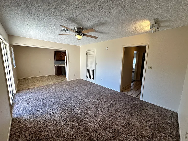 419 Sunrise St — Photo 13