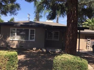 632 N Rose Ave, Farmersville, CA 93223