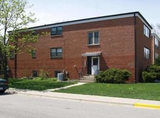 3801 W Morse Ave, Lincolnwood, IL 60712