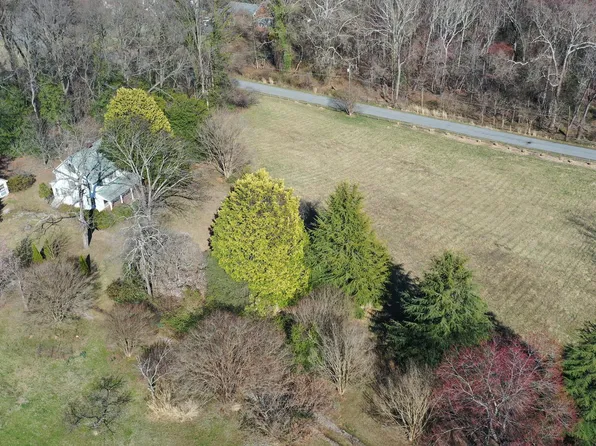 1689 Pleasant Plains Rd, Annapolis, MD 21409