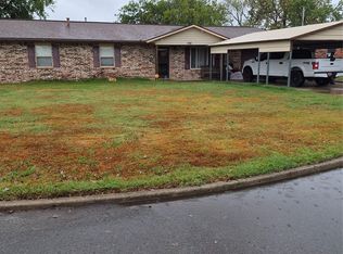 708 SE 3rd St, Checotah, OK 74426