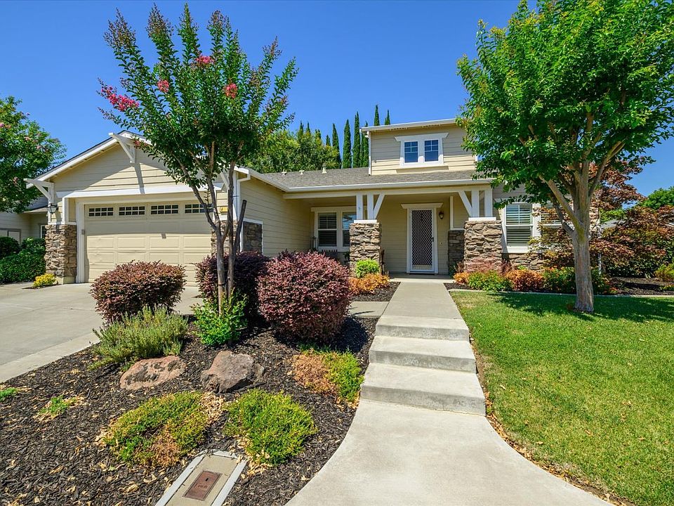 1st image of 430 Longwood Place