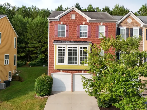 809 Belfry Ter, Fairburn, GA 30213