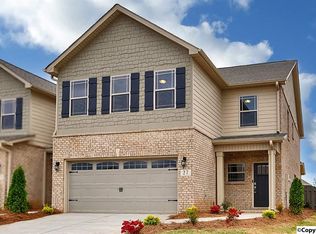 27 Winter King Dr, Huntsville, AL 35824