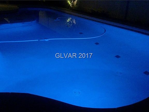 4th image of 937 Stable Glen Dr