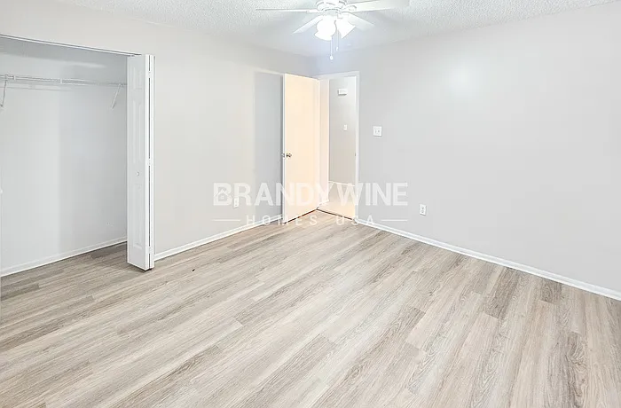 28305 International Ct — Photo 22