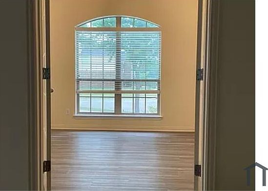 3rd image of 1234 Angelina Dr
