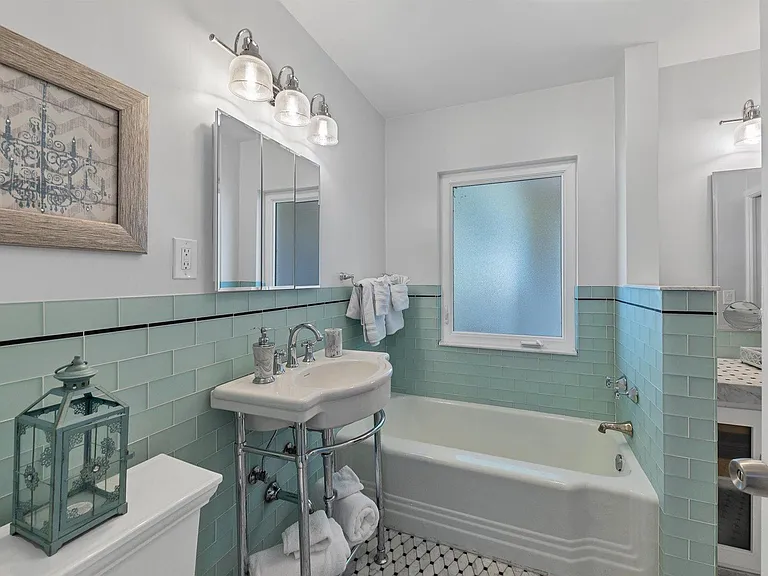 113 Harbor View Ln — Photo 38