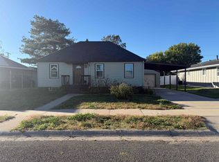 2017 Maple St, Sidney, NE 69162