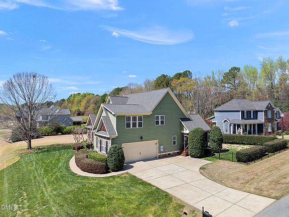 2nd image of 6408 Cayuse Ln