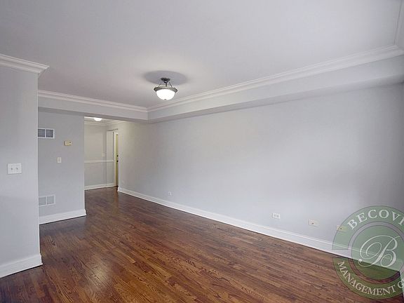 2nd image of 7616 N Marshfield Ave APT 203