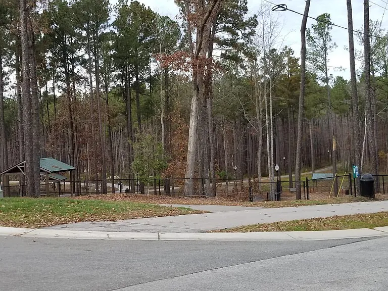 2711 Lake Waccamaw Trl — Photo 38