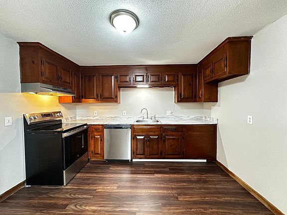 5th image of 26 Forestdale Ave #15