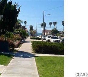 front walk toward beach