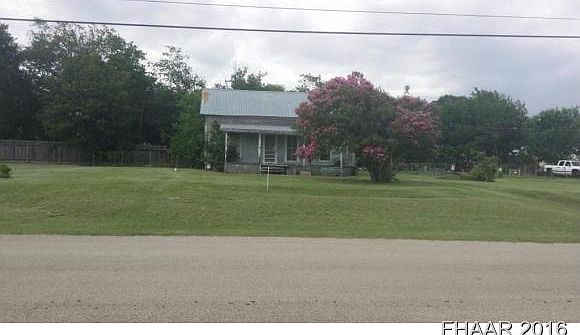 1st image of 202 N 5th St