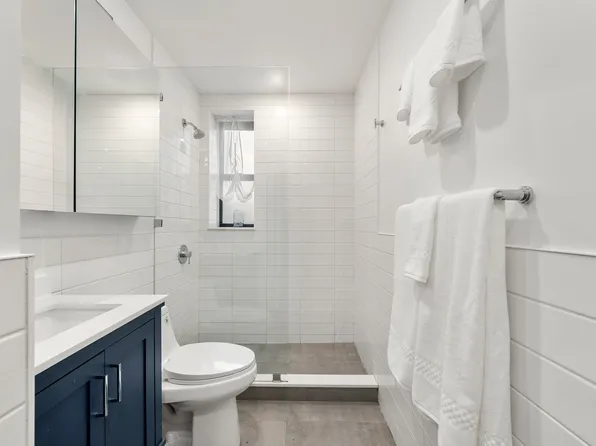 834 Riverside Drive image 23 of 31