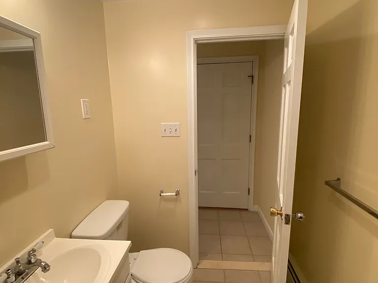 33 Chestnut St — Photo 10
