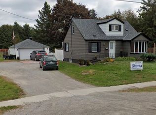 3385 Brock St N, Whitby, ON L1R3J6