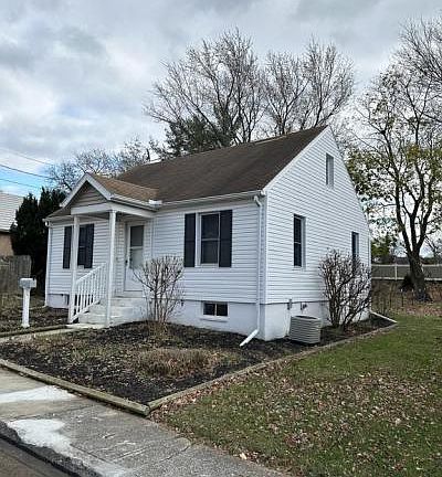 3rd image of 9 Willow Ct
