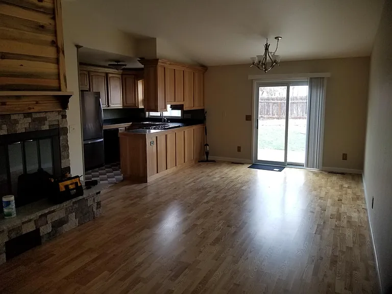 800 Tracey Pkwy — Photo 10