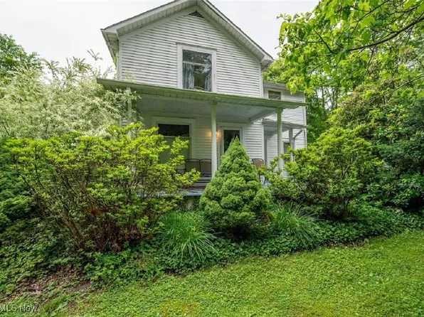 7807 W Lincoln St NE, Masury, OH 44438