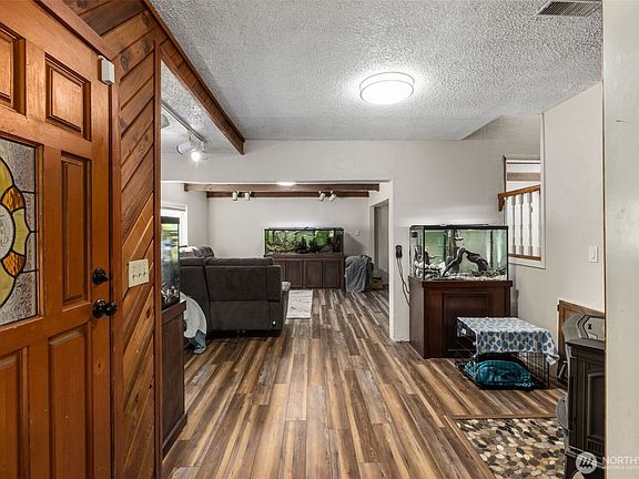 3rd image of 3602 E K Street