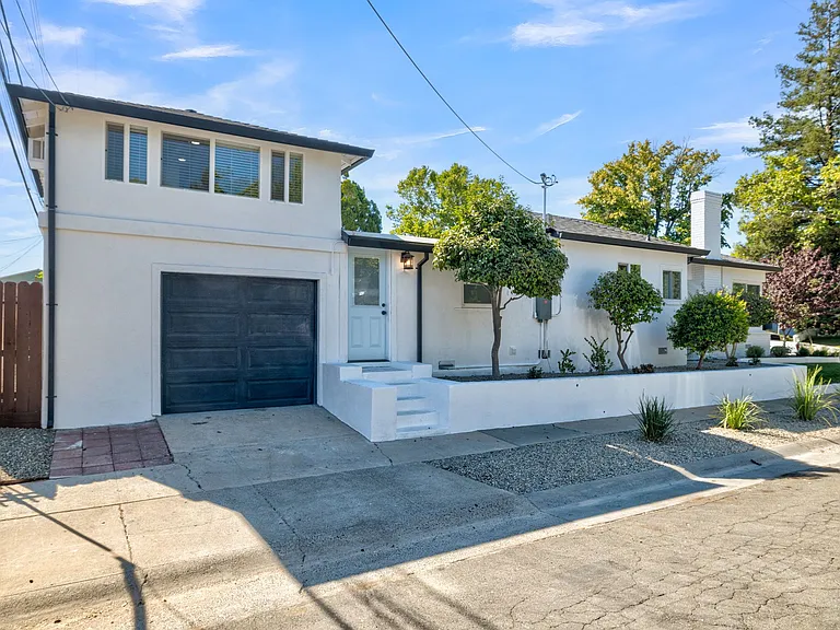 4434 U St — Photo 40