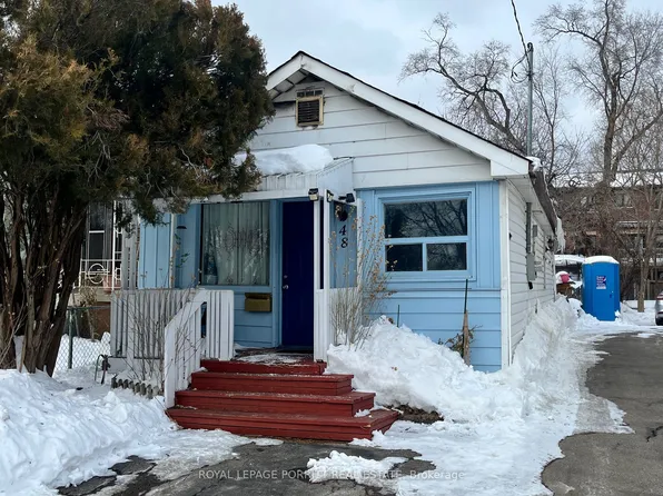 48 Daisy Ave, Toronto, ON M8W 1S1