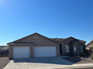 2826 Quail Song Ln, Bullhead City, AZ 86429