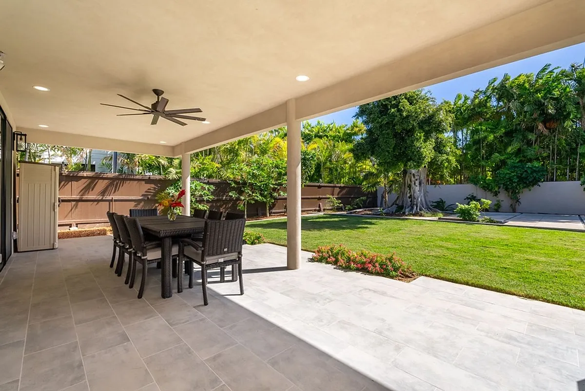 Building Photo - 4523 Aukai Ave