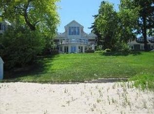 1300 Sheridan Rd, Wilmette, IL 60091