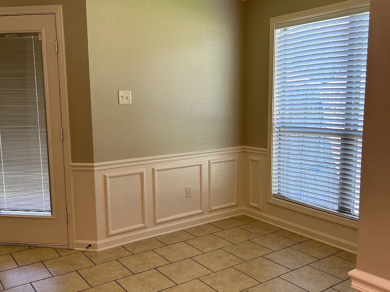 732 Rolling Rock Dr — Photo 6