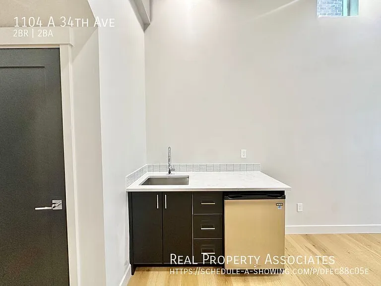 1104A 34th Ave — Photo 5