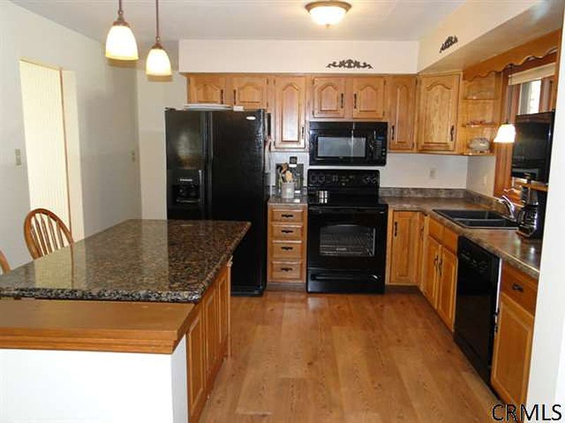 4th image of 1511 MAPLE CREST Drive