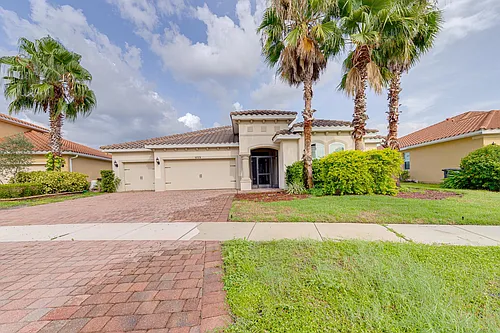 3723 Paradiso Cir Photo 1