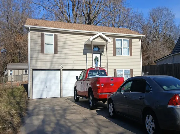 504 W Olive St, Richmond, MO 64085