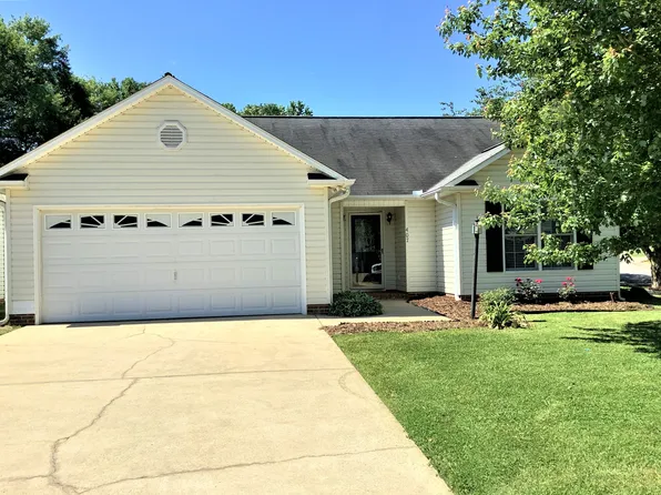 407 Brianna Dr, Boiling Springs, SC 29316