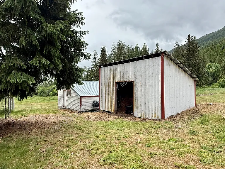 3163 Westside Rd — Photo 49