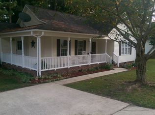 310 Trestlewood Ln, Clayton, NC 27520