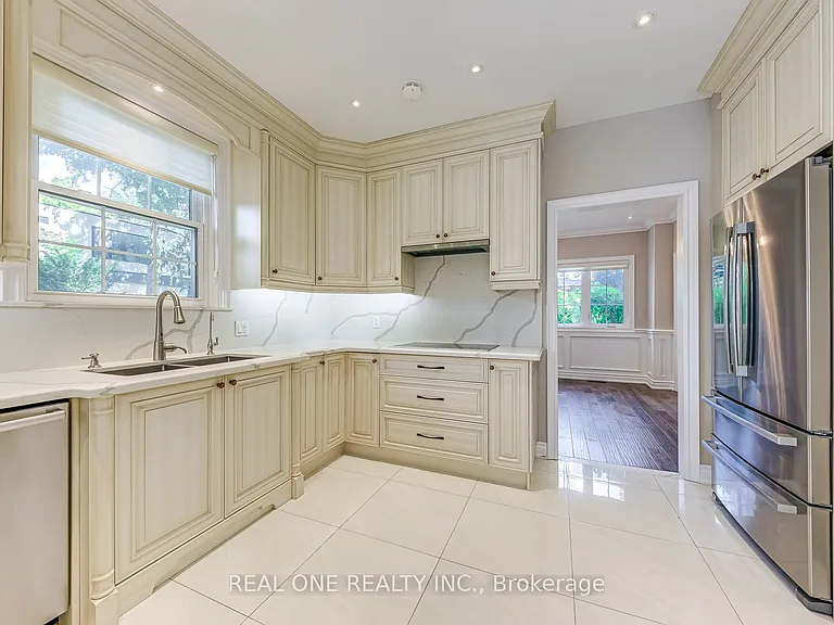 308 Morrison Rd — Photo 17