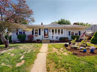 46 Lorraine Ave, Coventry, RI 02816