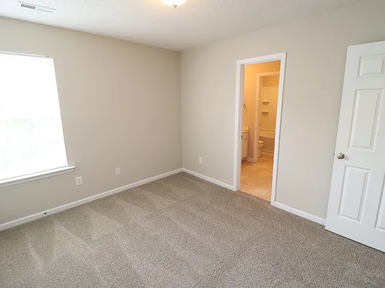 110 Fanwood Ct — Photo 40