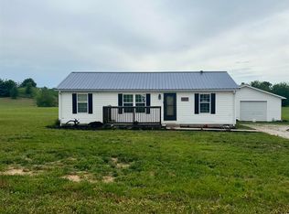 8809 S Meadow Ln, Owensville, IN 47665