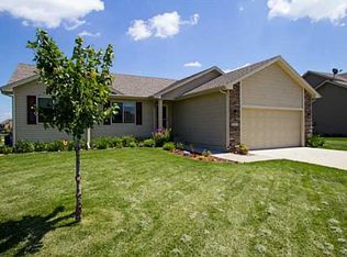 5017 NE Trilein Dr, Ankeny, IA 50021