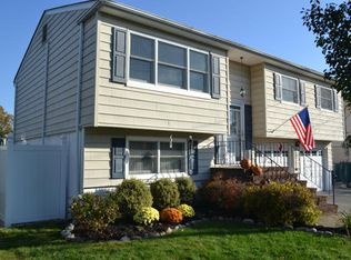 2111 Kenneth Rd, Point Pleasant Beach, NJ 08742