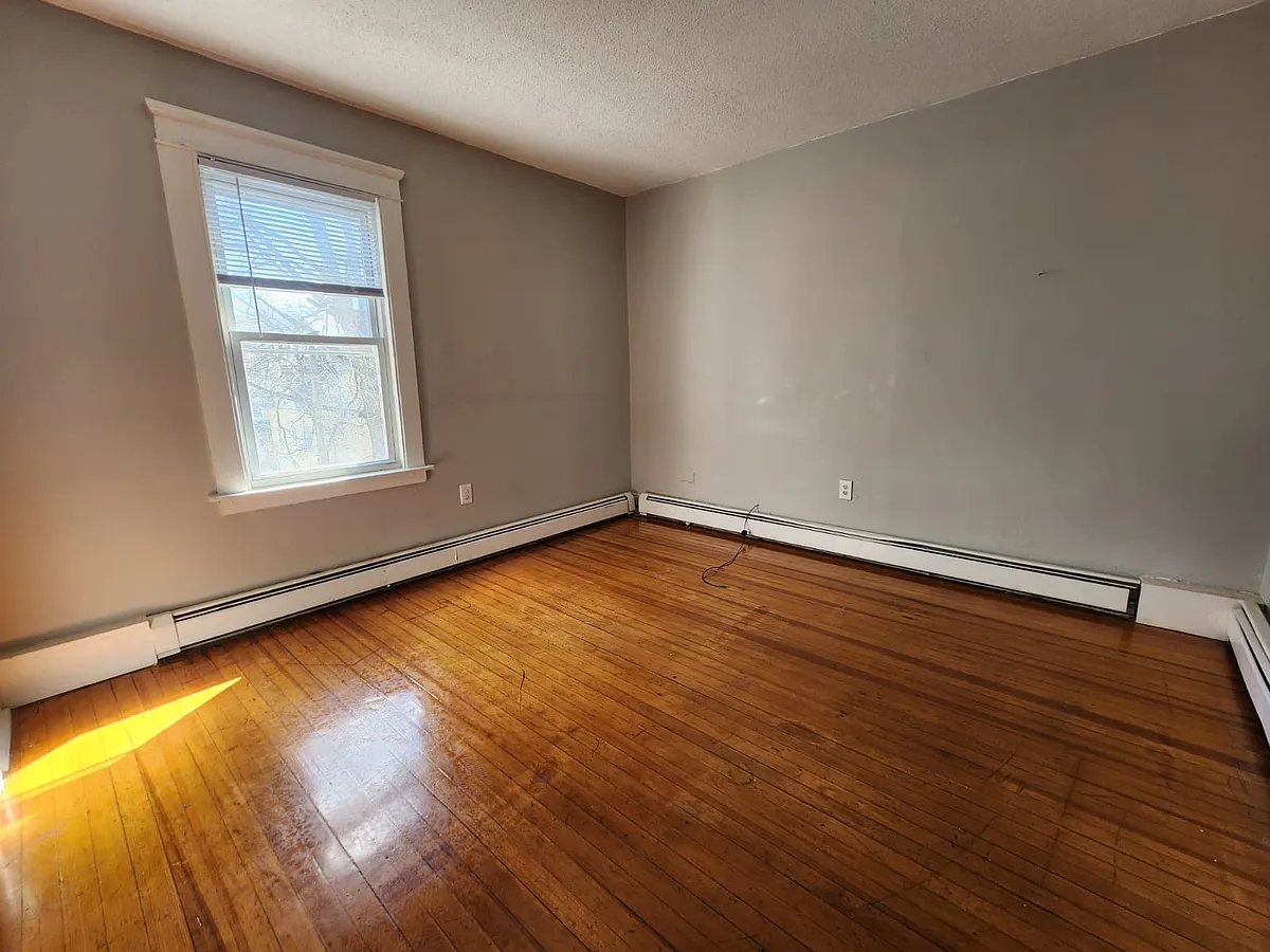 Building Photo - 84 Elizabeth St #33
