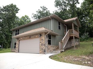 207 Juniper Ave, Cabool, MO 65689